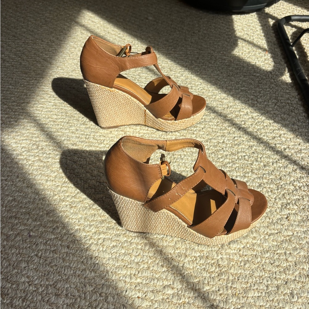 Wedges - Picture 2 of 7